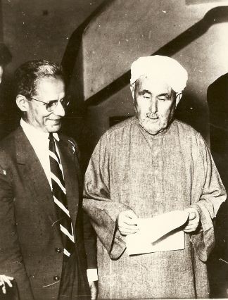 محمد ابراهيم بن أحمد الكتاني مع البطل محمد ابن عبد الكبير الخطابي 